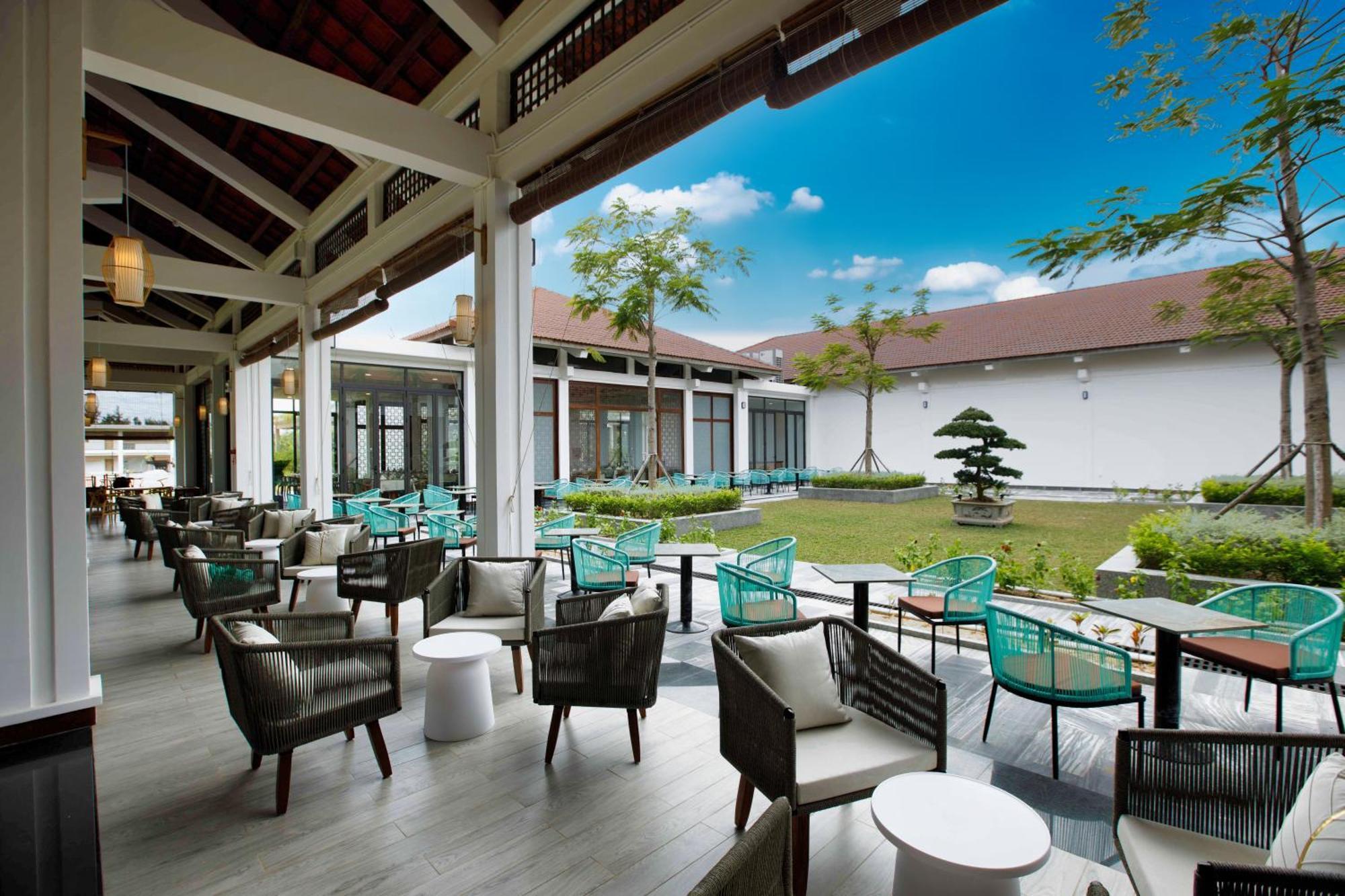 Sbh Gloria Hue Hotel Exterior photo